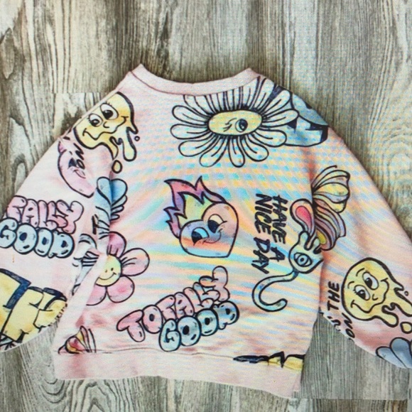 Pink Graphic Sweatshirt - Picture 2 of 3